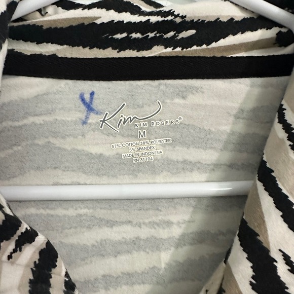 Kim Rogers Women's Zebra Print Full Zip Up Hoodie Jacket with Pockets Size M - Picture 3 of 7